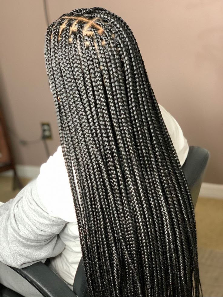 Braids knotless small chez FF Beauty